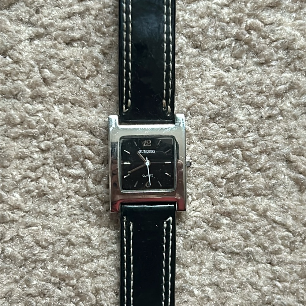 Rumors women’s vintage black/silver tank watch adjustable band one size‎